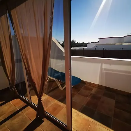 Holiday Playa Blanca Апартаменты Коста Бланка